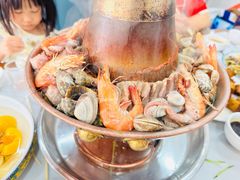 -一口猪海鲜浑锅·东北家常菜