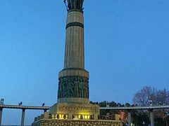 -人民防洪胜利纪念塔