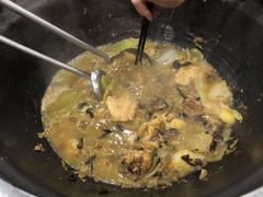 -哈尔滨东北铁锅炖(都督街店)