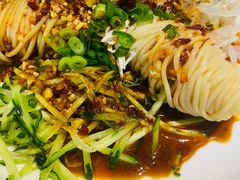 鸡丝凉拌面-川人百味(亿合城店)