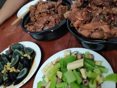 -宝瑞门钉肉饼店