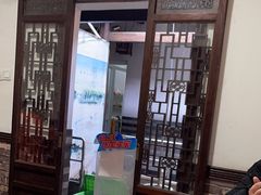 -唔呶喔哩酒家(生产街店)