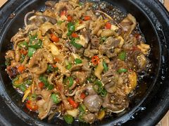 双椒鸡杂-老砂锅(城北店)