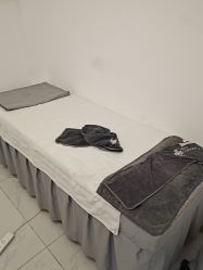 -瓷肌博士·祛痘科技美肤