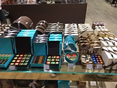 -VENCHI 闻绮(北京国贸商城店)