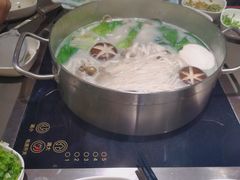 -捞王锅物料理(上海世茂广场店)