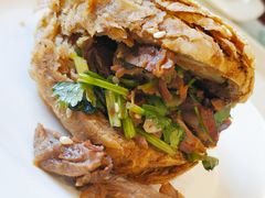 烧饼夹肉-护国寺小吃店(阜成门桥店)