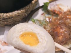 蛋黄流沙包-火齐潮汕砂锅粥(五道口店)