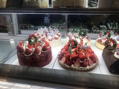 -花花卷卷·鲜食蛋糕(静安久光百货店)