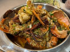 -凤凰路何眼镜香辣蟹(花果园店)