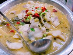 酸菜鱼-小民大排档(光谷店)