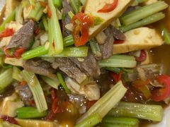 -红色湘菜馆(春风店)