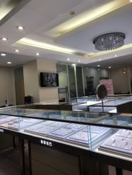-威德钻石-克拉钻大本营(南京东路店)