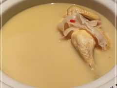 -领鲜天下·焗海鲜·花胶鸡(天目里店)