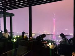 -广州柏悦酒店·悦吧·顶楼露天酒吧