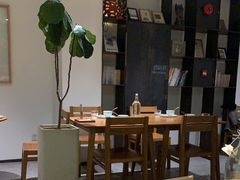 -一坐一忘云南菜(嘉里中心店)