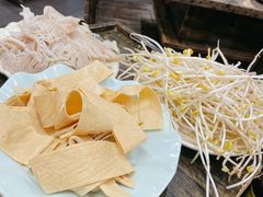 -肖肖酸萝卜鱼火锅(总店)