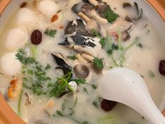 秀水浓汤鱼头皇（半个）-羡餐厅·杭帮菜·淳菜(千岛湖自由洲际殿店)