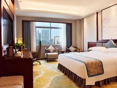 -益阳华天大酒店