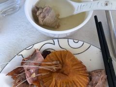 竹荪汽锅鸡-云腾食府·云南菜