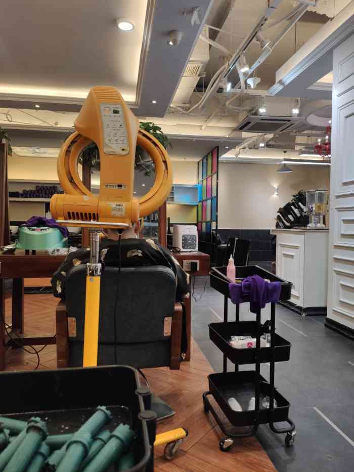 发源地发尊(汉商银座店)-"【项目】烫发没提前跟我说声就换了韩式快.