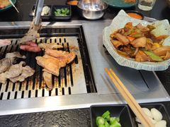 -臻牛烤肉