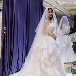 -予白婚纱礼服馆