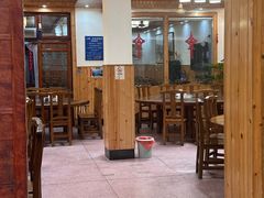 -芦茨金富饭庄·25年老字号·专做稻草鸡