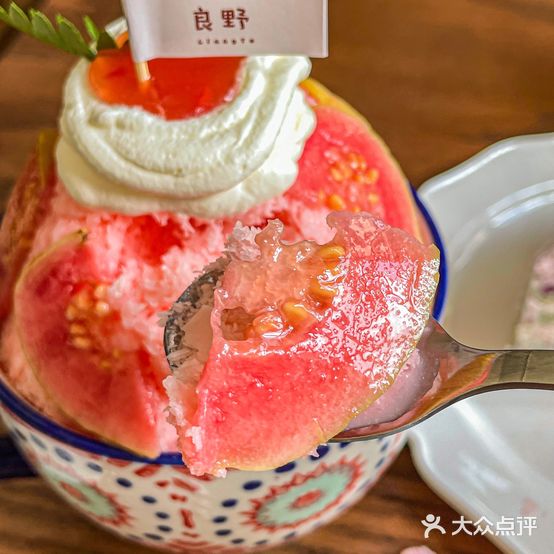 良野甜品铺