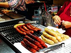 -六合夜市
