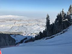 -丝绸之路山地度假区滑雪场