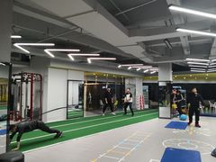 -CXFIT 陈徐健身工作室(凯旋店)