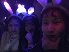 -欧米亚派对酒吧(绵阳店)