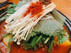 -喇喇排骨火锅·传统韩式脊骨汤(望京西园总店)