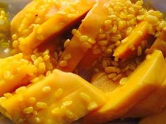 -芒果糯米饭摊子