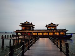 -洛漾舸船宴餐厅(洛漾半岛店)