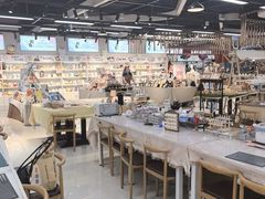-郑在DIY·潮玩银饰绘画手作(中央大道旗舰店)