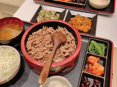-牛邸·烧肉饭(来福士店)