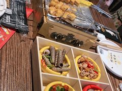 -喝丢一只鞋辣炒海鲜小烧烤(三八广场店)