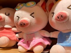 -名创优品(山东青岛华润万象城店)