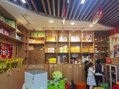 -安妮花英语·青少儿(海格堡店)