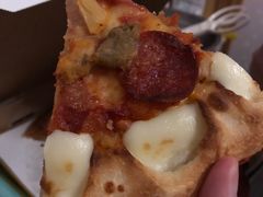 -必胜客(宝杨路宅急送店)