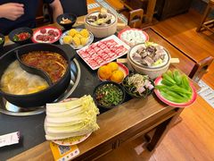 -沸炉重庆老火锅(军事博物馆店)