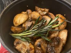 -LES ELITES 英集荟(南京西路店)