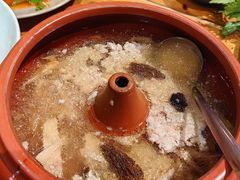 -老滇山寨•云南特色菜•地方菜•民族风情歌舞表演(金碧店)