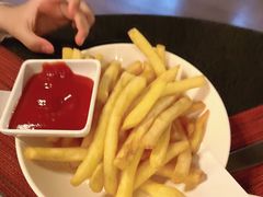 香脆薯条-WOLFGANG PUCK KITCHEN & BAR(迪士尼小镇店)