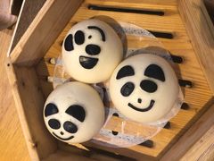 -美食小镇·观赏珍稀鸟类·长隆熊猫酒店