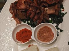 -凤凰园烤鸭店·唐山菜·传承花椒肉(老唐丰路店)