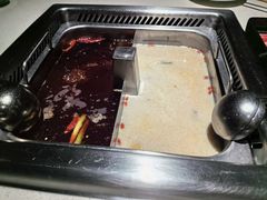 -海底捞火锅鲜切牛肉主题店(长寿路店)