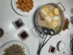 -肥仔文澳门猪骨煲(南京西路店)